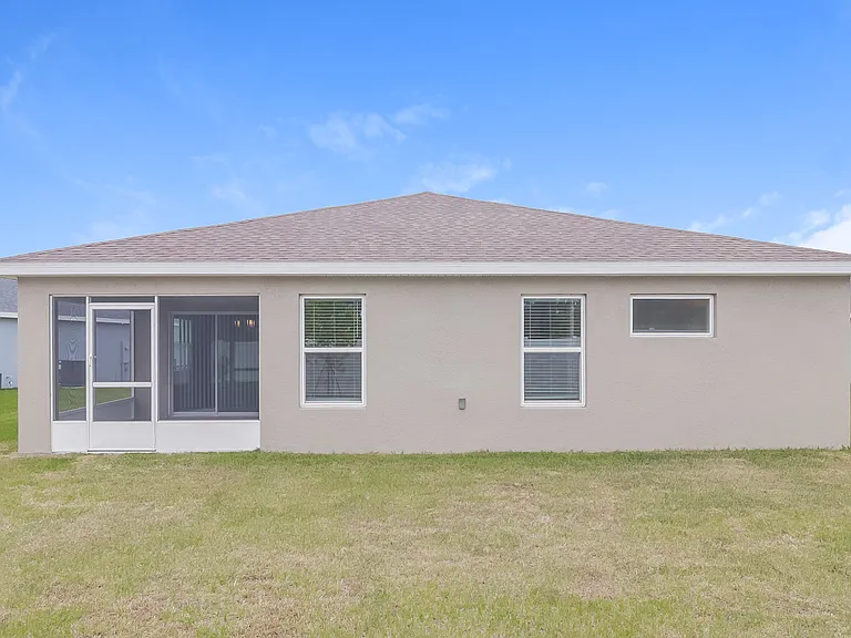 6784 Hanworth Ln — Photo 18