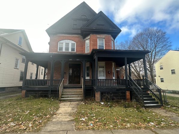203 Fulton Ave