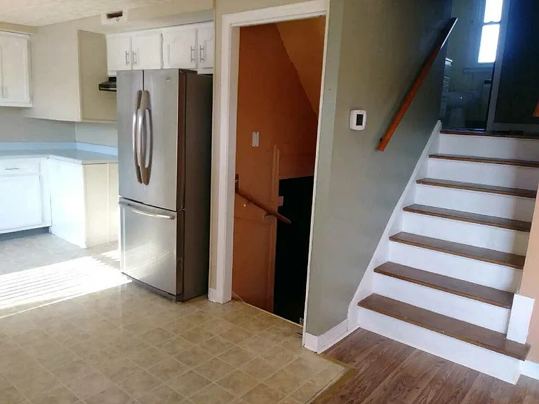 579 Niagara Falls Blvd — Photo 11