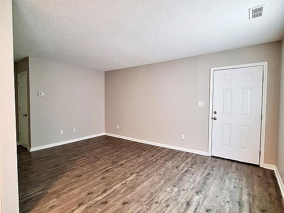 3rd image of 3005 Caldwell Ct #2
