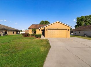 2835 Woodland Meadow Rd, Mulberry, FL 33860