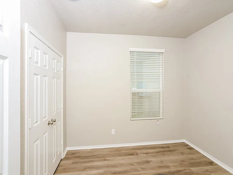 10159 Round Rdg — Photo 11