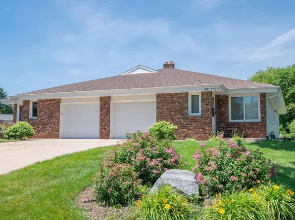 N101W15754 Council Bluffs Dr, Germantown, WI 53022