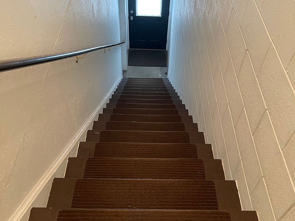 Entry stairs