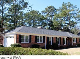 2703 Mirror Lake Dr, Fayetteville, NC 28303