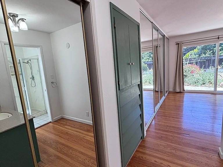 1337 Bedford St — Photo 22