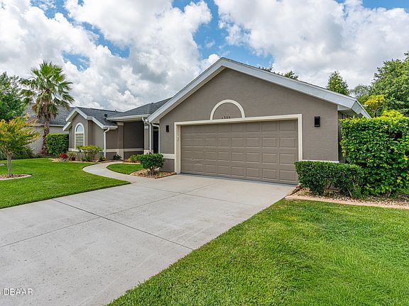 3rd image of 1308 Crepe Myrtle Ln