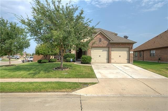 1st image of 1616 Mockingbird Dr