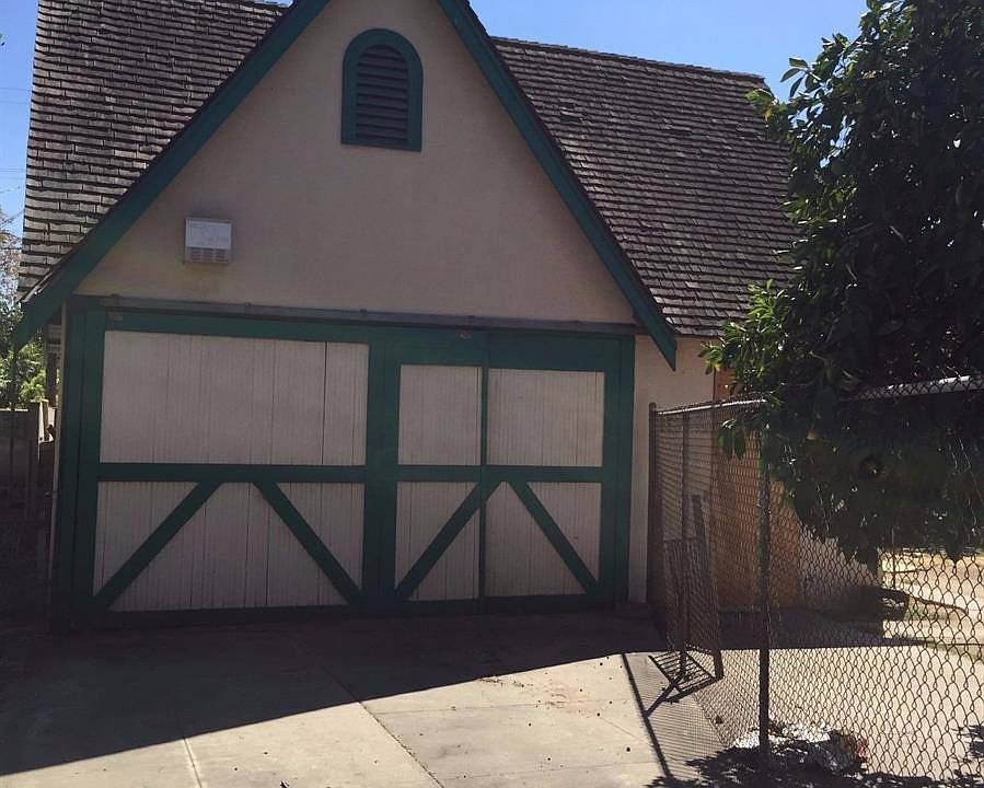 2nd image of 3946 E Huntington Blvd