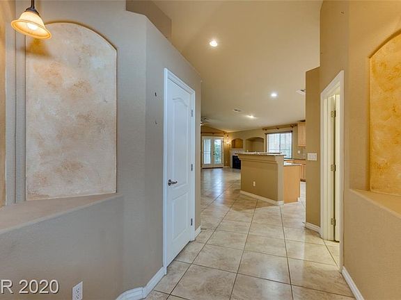 4th image of 9740 River Trader St