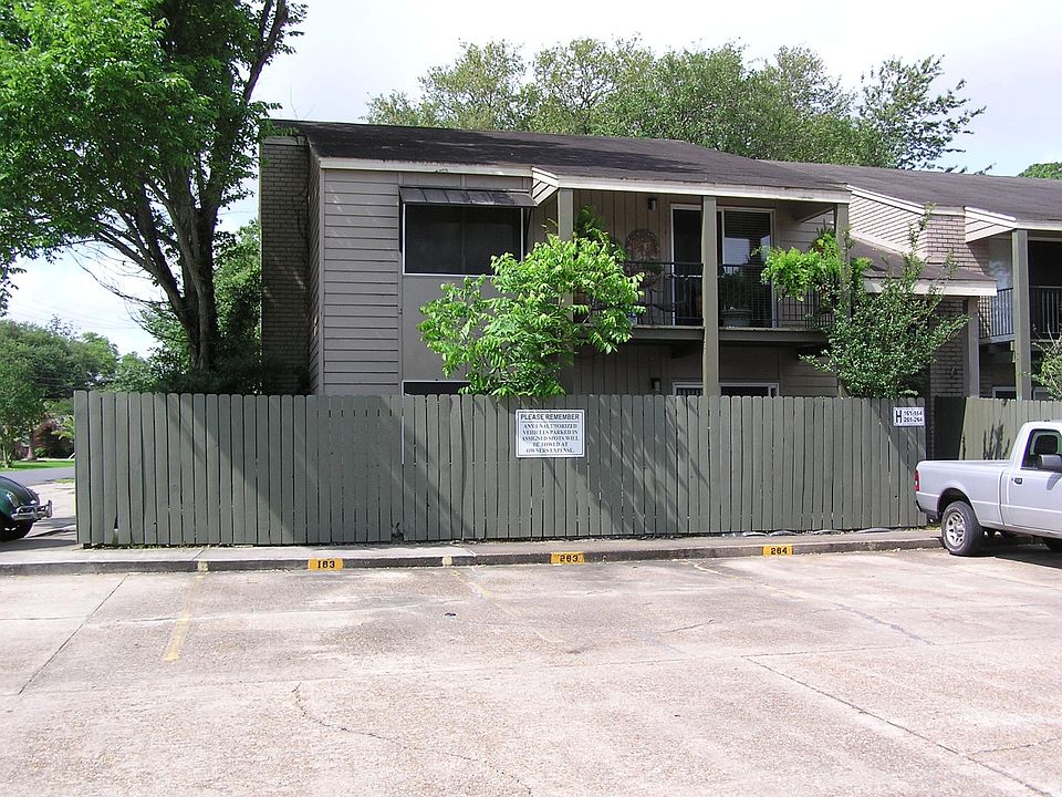2nd image of 220 Doucet Rd #H164