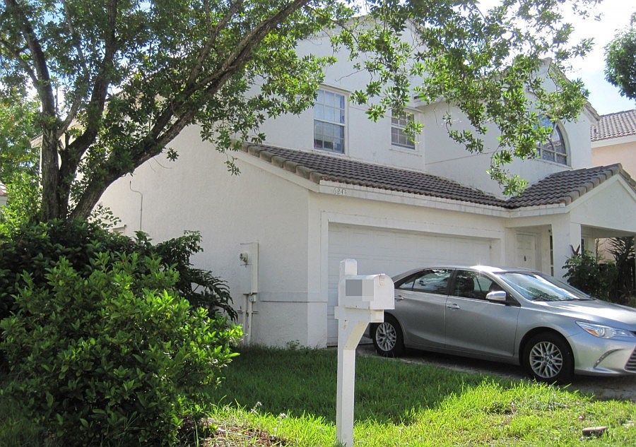 2nd image of 6244 Vista Del Mar