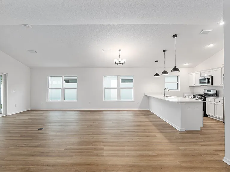 1625 Cadorette Dr — Photo 9