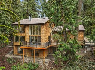 13902 240th Ave SE, Issaquah, WA 98027