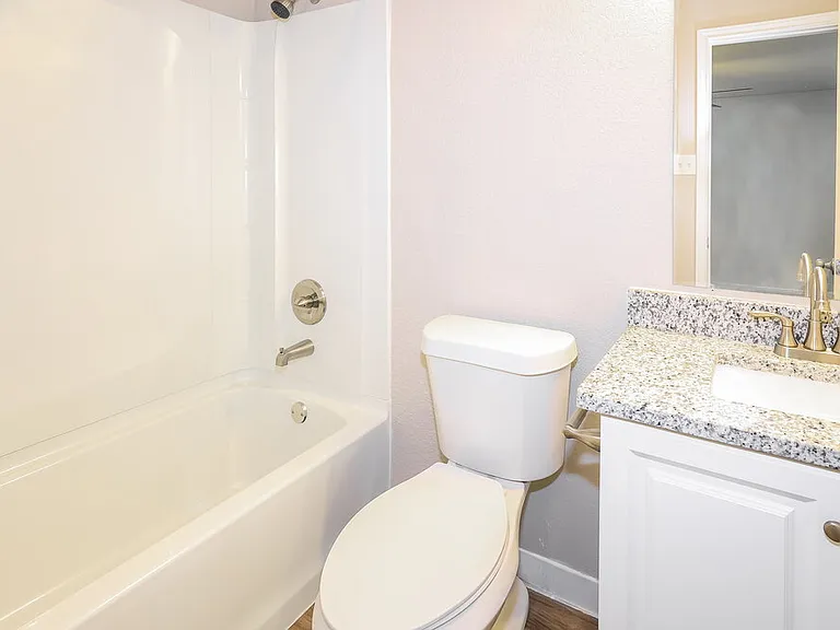 9106 Valley Rdg — Photo 11