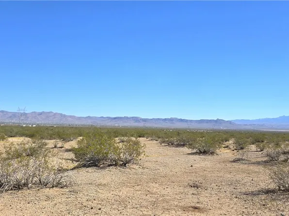 2320 S Cowlic Rd, Golden Valley, AZ 86413