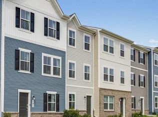 327 Mineral Springs Rd, Ranson, WV 25438