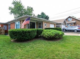 1541 Jenkinson Ct, Waukegan, IL 60085