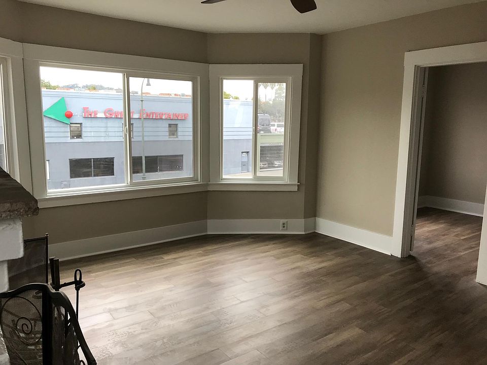 2nd image of 2063 S El Camino Real APT 2
