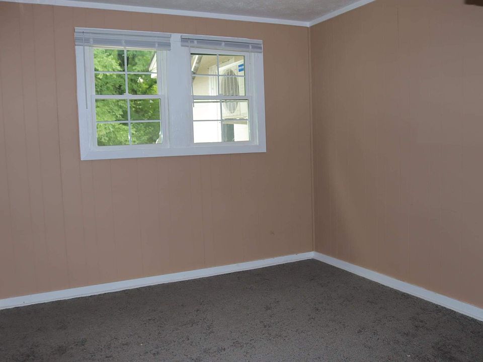 1st image of 1003 W Orange St #B