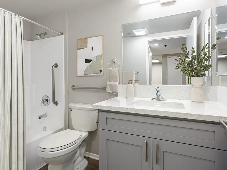 Grand Plaza Senior Apartments — Photo 4