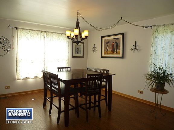 3rd image of 1378 Cottonwood Dr