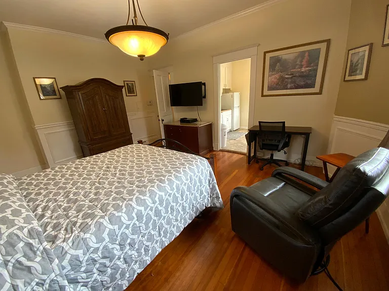 2619 Baker Ave #4 — Photo 4