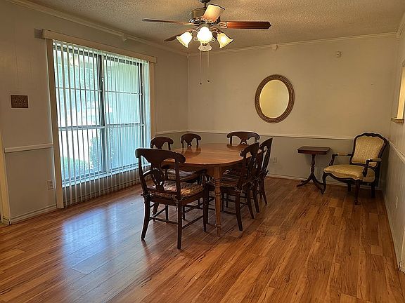 2nd image of 3602 Lisa Dr