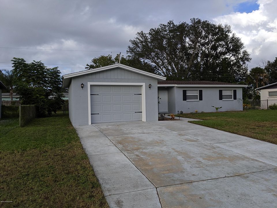 1st image of 590 Key Largo Dr S