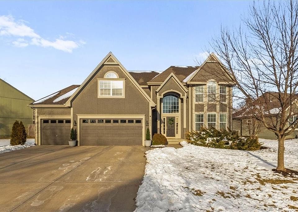 19402 W 209th Ter, Spring Hill, KS 66083 | Zillow