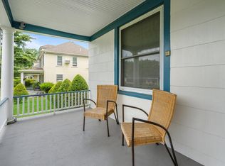 33 Landing Rd, Glen Cove, NY 11542