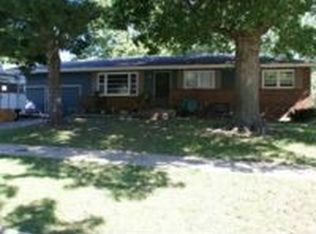 2802 Belle Haven Dr, Lawrence, KS 66046