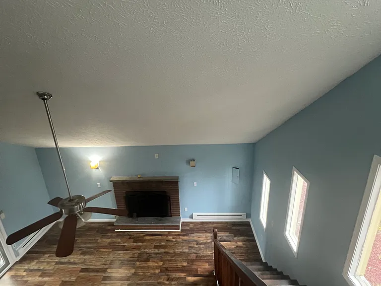 Woods Ln — Photo 26