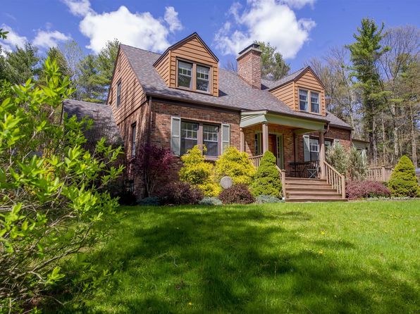 11 Crystal Lake Rd Averill Park Ny 12018 Zillow