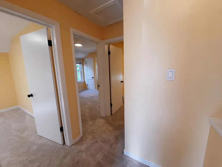 1720 Leland Ave — Photo 28
