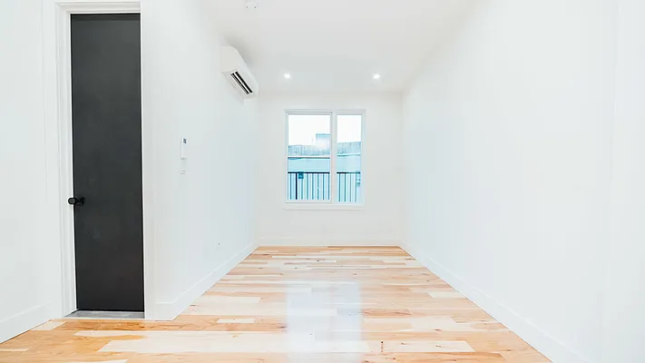 Rented by Nooklyn NYC LLC | media 7