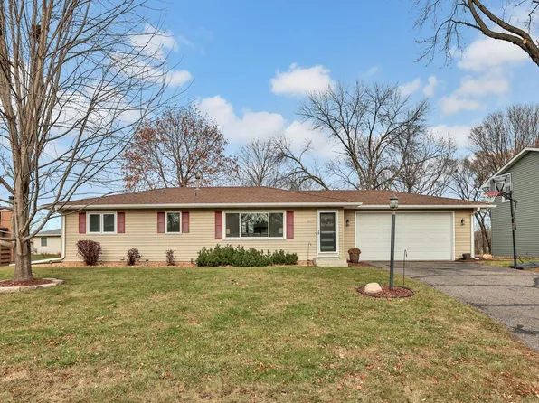 2109 Carnelian Ln, Eagan, MN 55122