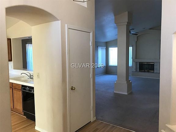 3rd image of 1604 Los Alamos Dr