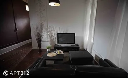 Rented by APT212 INC