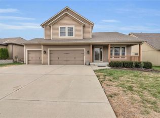 12358 S Lincoln St, Olathe, KS 66061