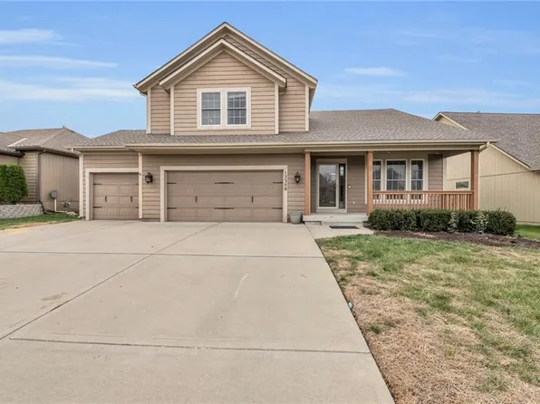 12358 S Lincoln St, Olathe, KS 66061