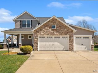3151 Birmingham Dr, Glen Carbon, IL