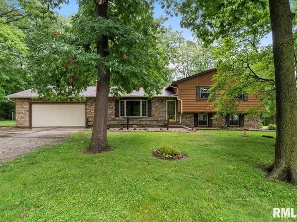 1401 265th St, Sherrard, IL 61281