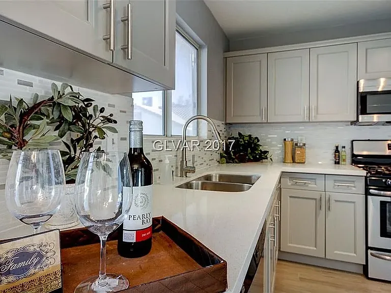 5220 Don Alberto Ct — Photo 6