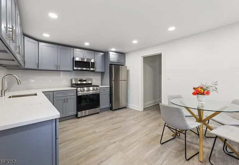 74 Forest St #1 — Photo 4