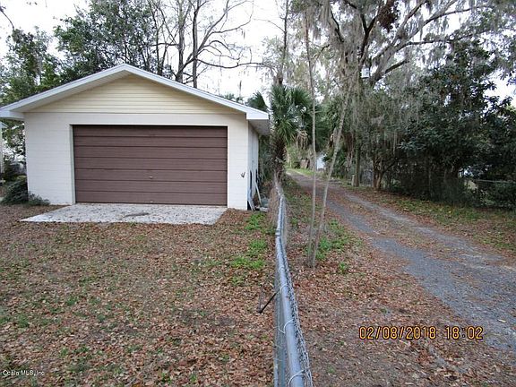 5th image of 315 SE 30th Ave