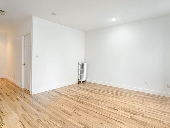 5th image of 1486 Lexington Ave APT 3B