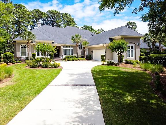 3rd image of 710 Colonial Dr