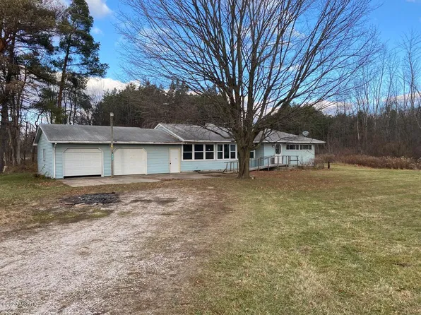 522 Federal St, Sand Lake, MI 49343