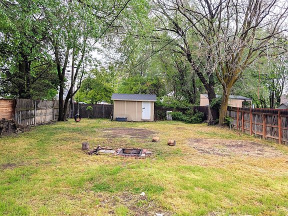 2nd image of 2237 Eccles Ave